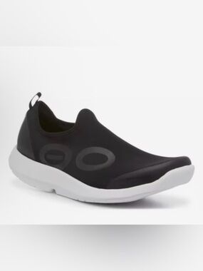 OOFOS OOmg Sport women’s FibreFlex slip-on size 10